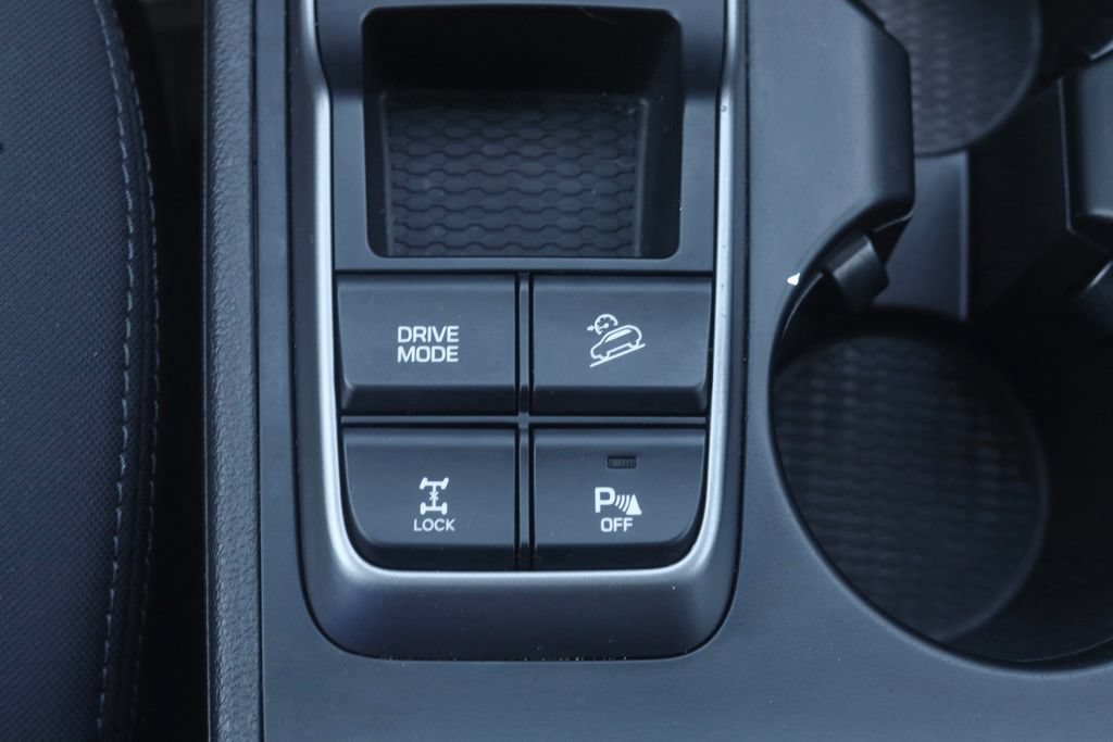 Used 2018 Hyundai Tucson Value AWD/4WD image 16