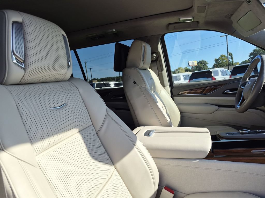 Certified 2024 Cadillac Escalade ESV Sport Platinum AWD/4WD image 35