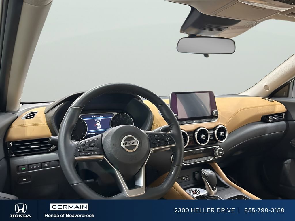 Used 2022 Nissan Sentra SV w/ SV Premium Package image 18