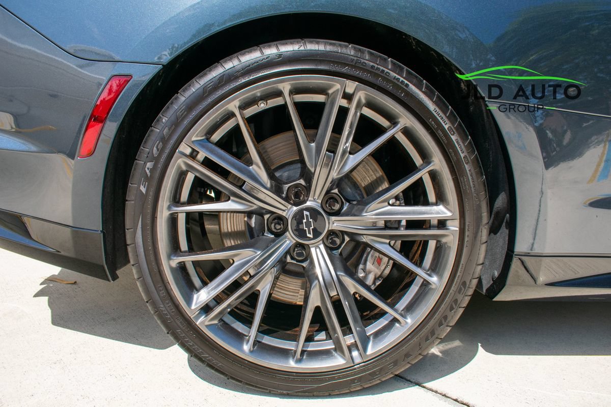 Used 2023 Chevrolet Camaro ZL1 RWD image 32
