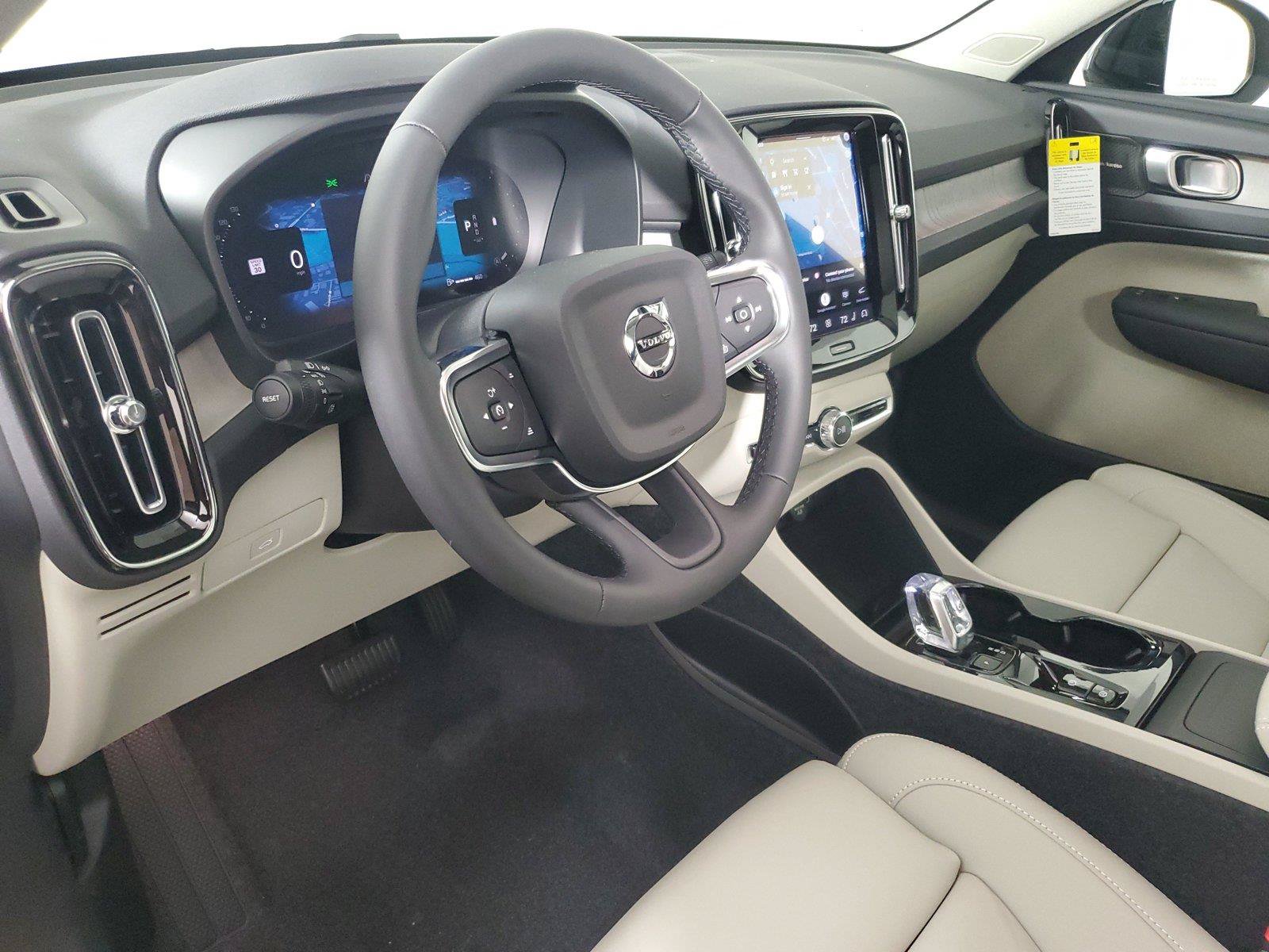 New 2026 Volvo XC40 B5 Plus w/ Protection Package Premier AWD/4WD image 24