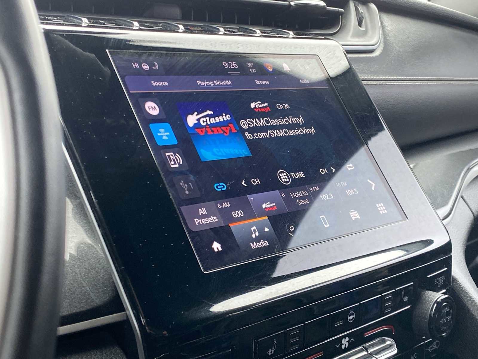 Used 2021 Jeep Grand Cherokee L Laredo image 23