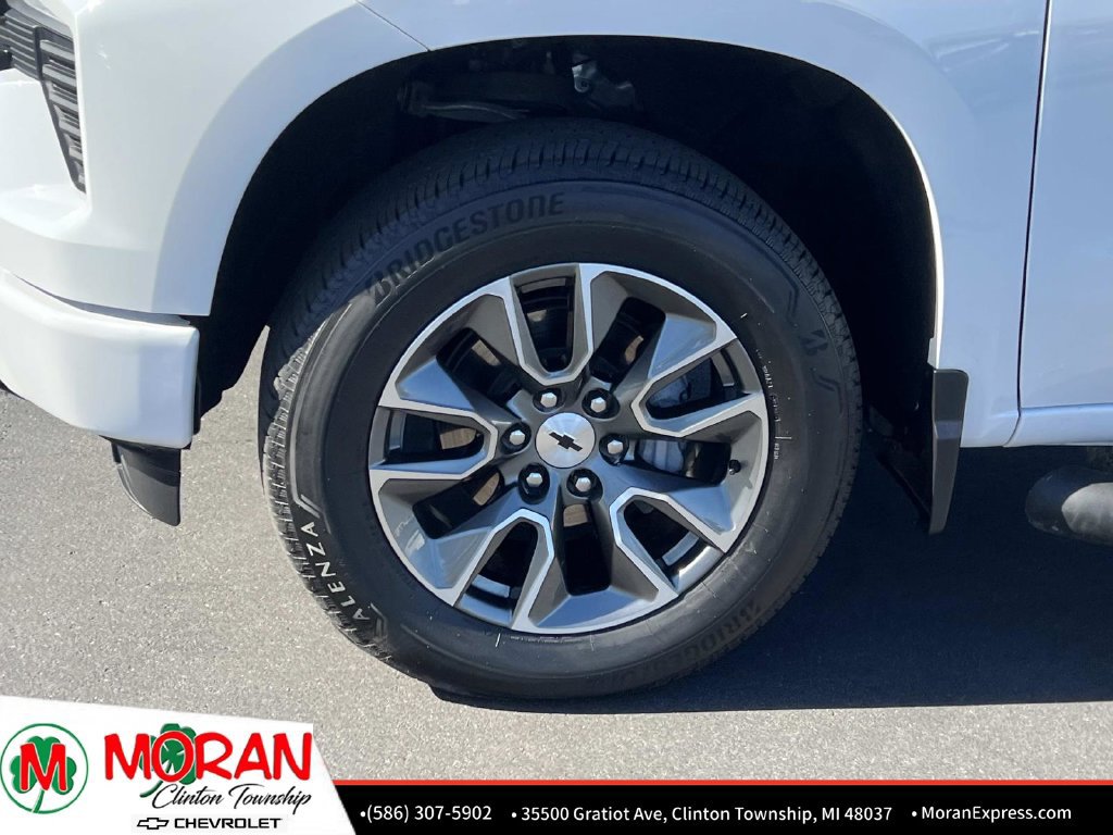 Certified 2025 Chevrolet Silverado 1500 RST AWD/4WD image 11