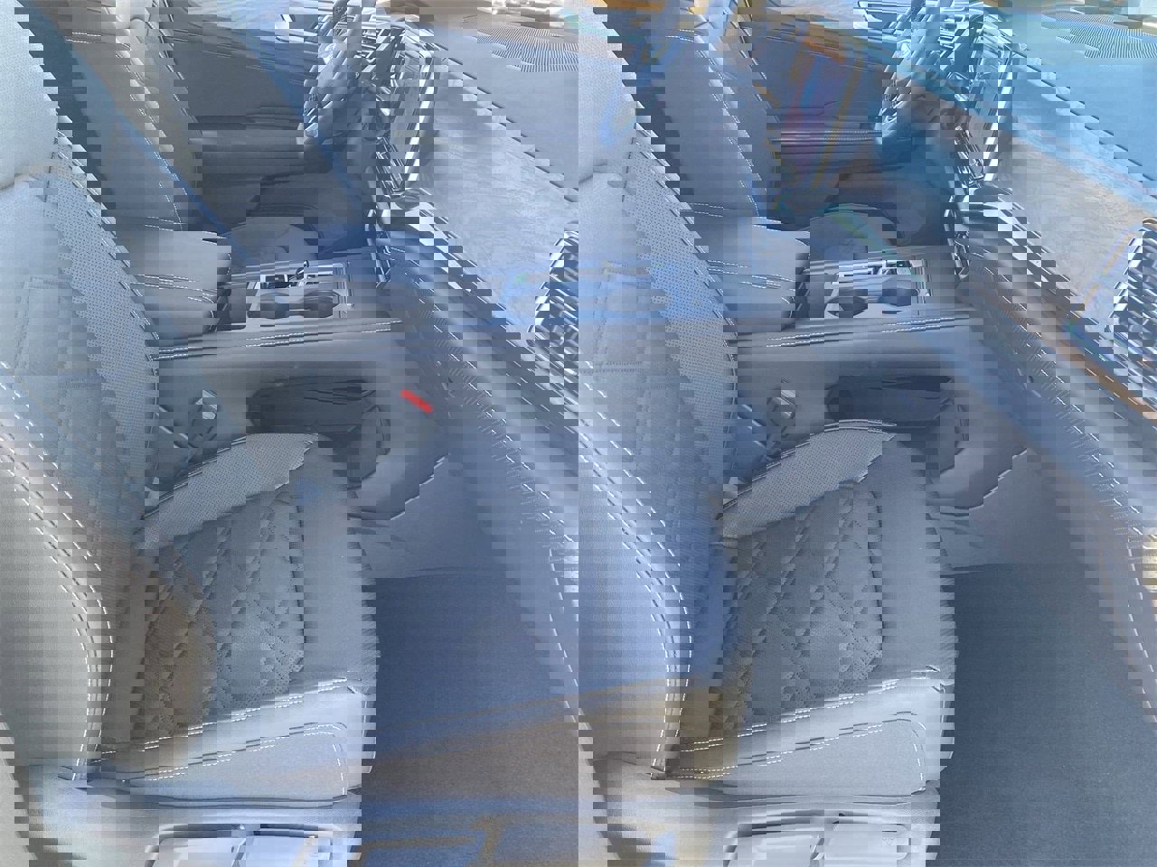 New 2026 Volkswagen Atlas SE image 8