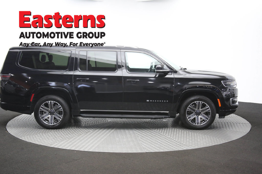 Used 2024 Jeep Wagoneer L Series II w/ Flexible Seating Group RWD image 52