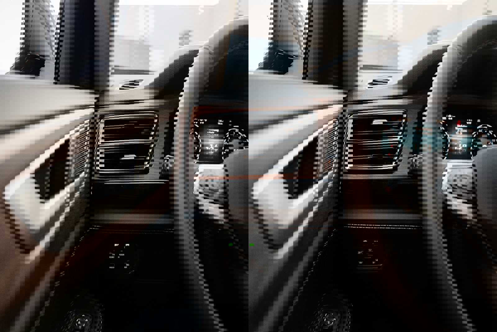 New 2026 Volkswagen Atlas SE image 23