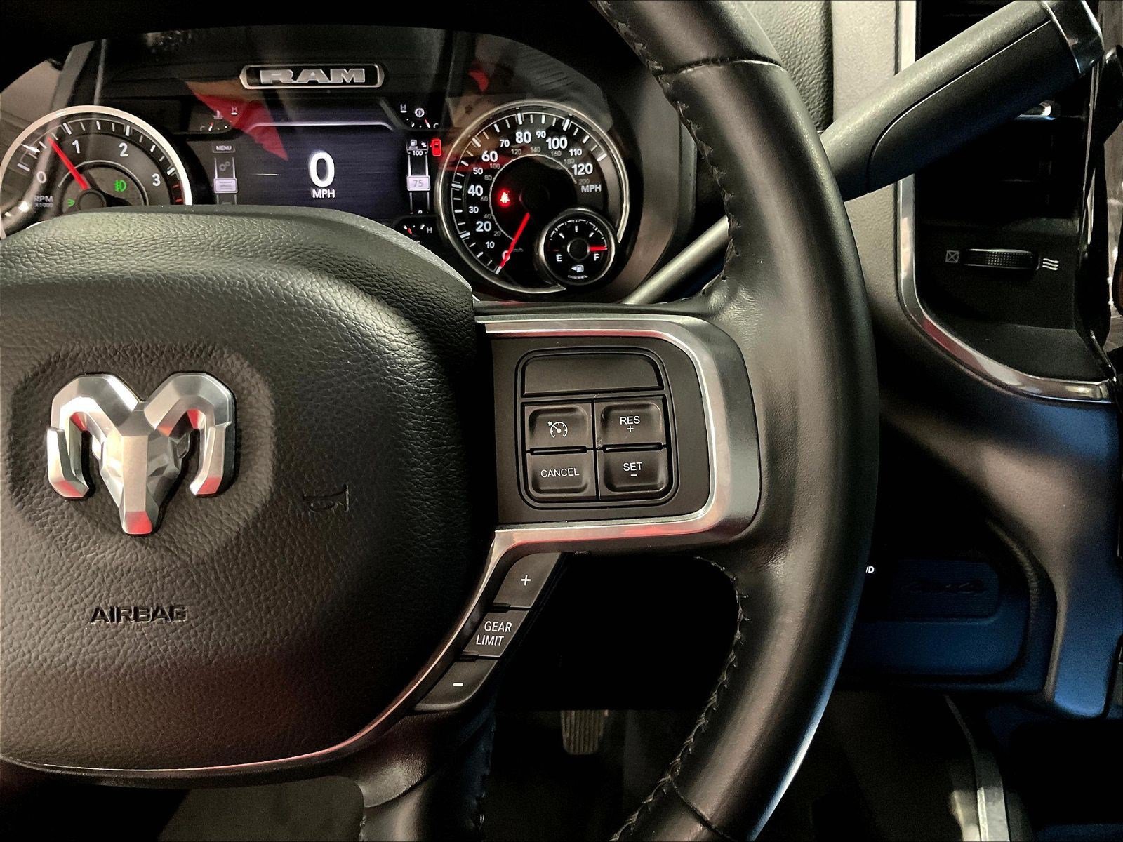 Used 2022 RAM 2500 Laramie AWD/4WD image 12