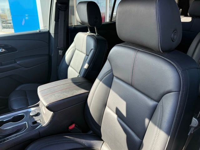 Used 2023 Chevrolet Traverse RS w/ LPO, Floor Liner Package image 16