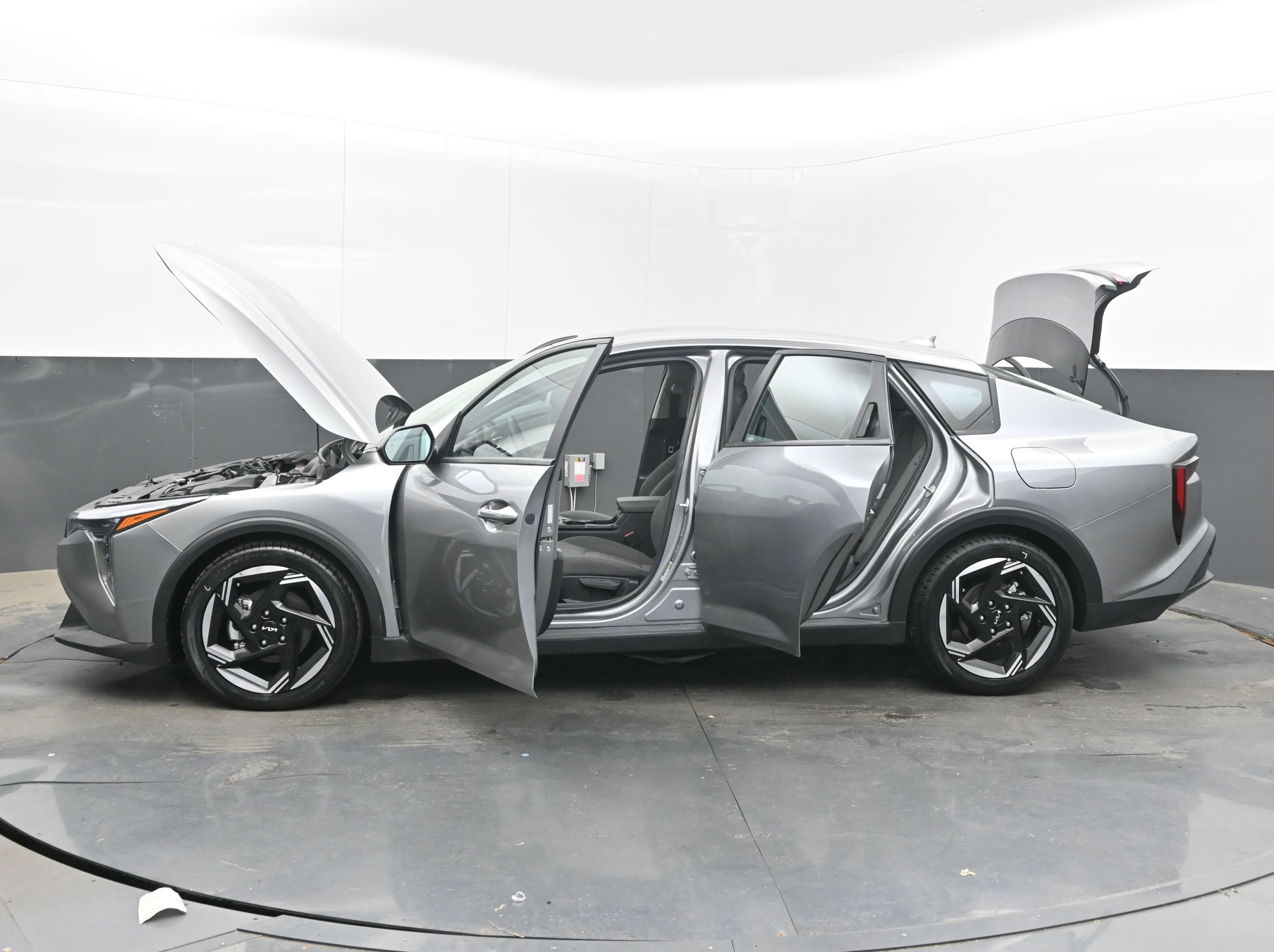 Used 2025 Kia K4 EX FWD image 37