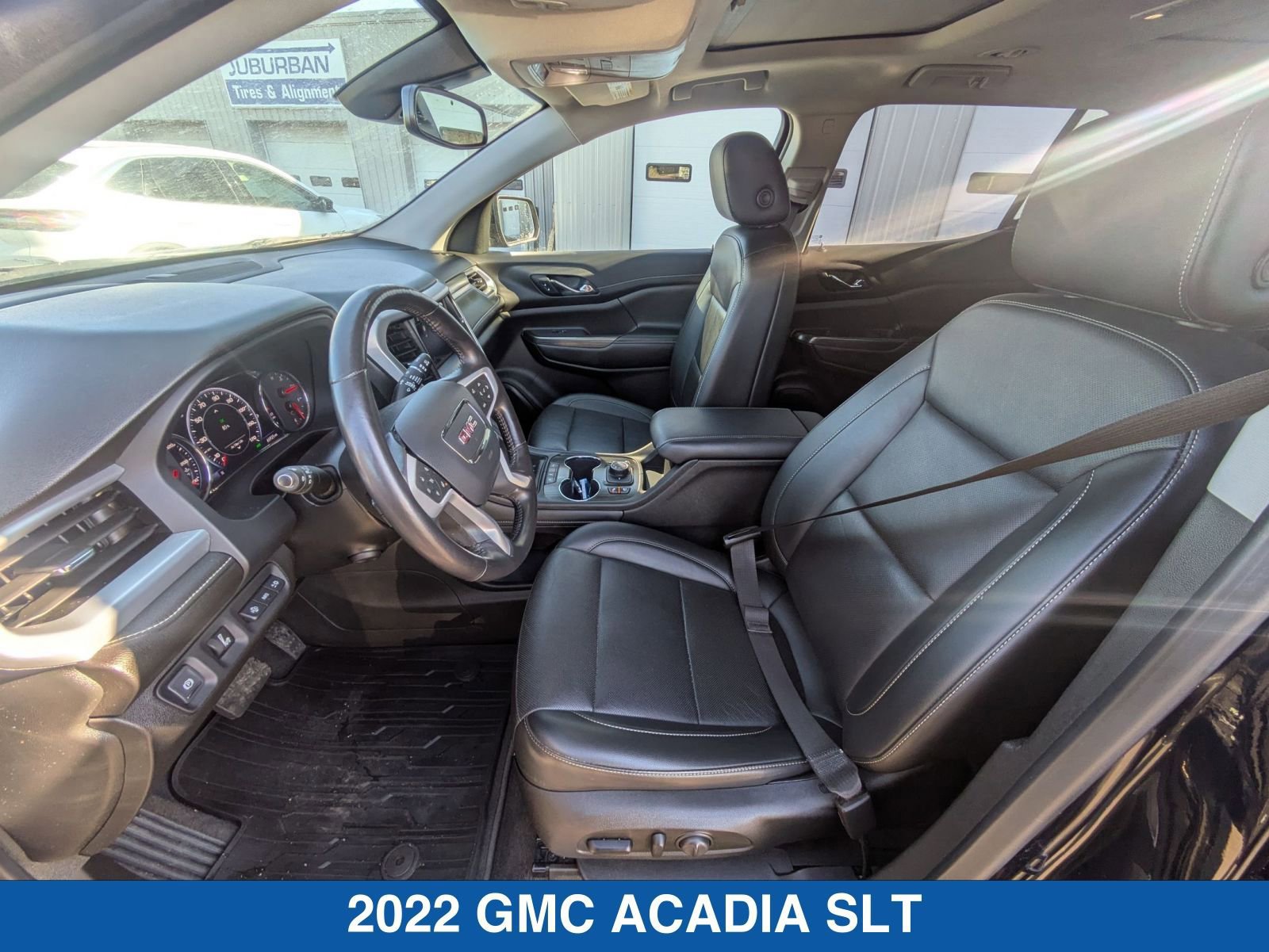 Used 2022 GMC Acadia SLT w/ Technology Package image 19