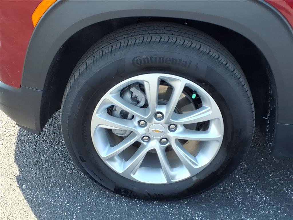 Used 2025 Chevrolet TrailBlazer LS w/ LS Convenience Package image 29