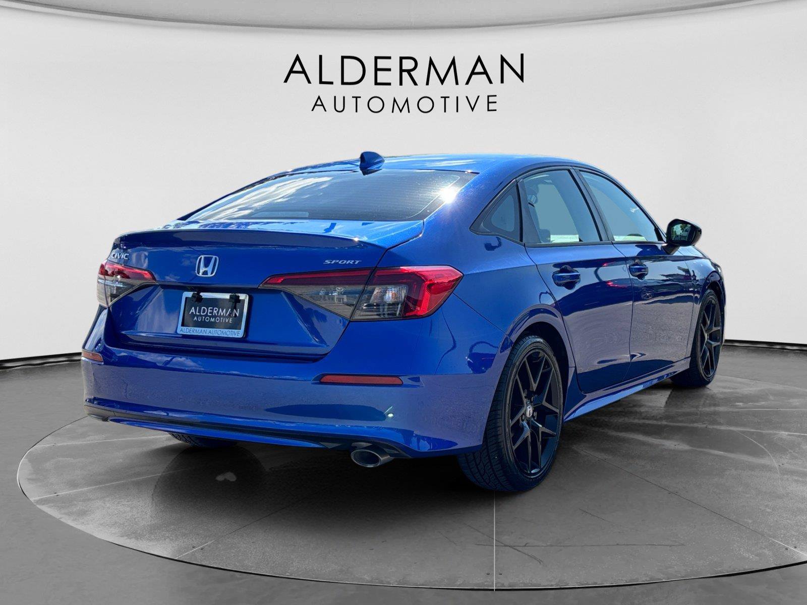 Used 2023 Honda Civic Sport image 5