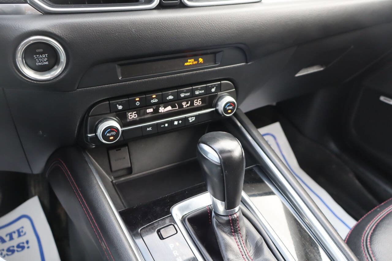 Used 2023 MAZDA CX-5 Carbon Edition image 12