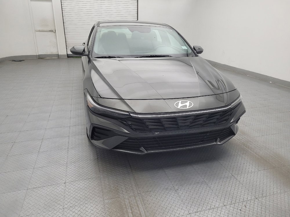 Used 2024 Hyundai Elantra SEL FWD image 14