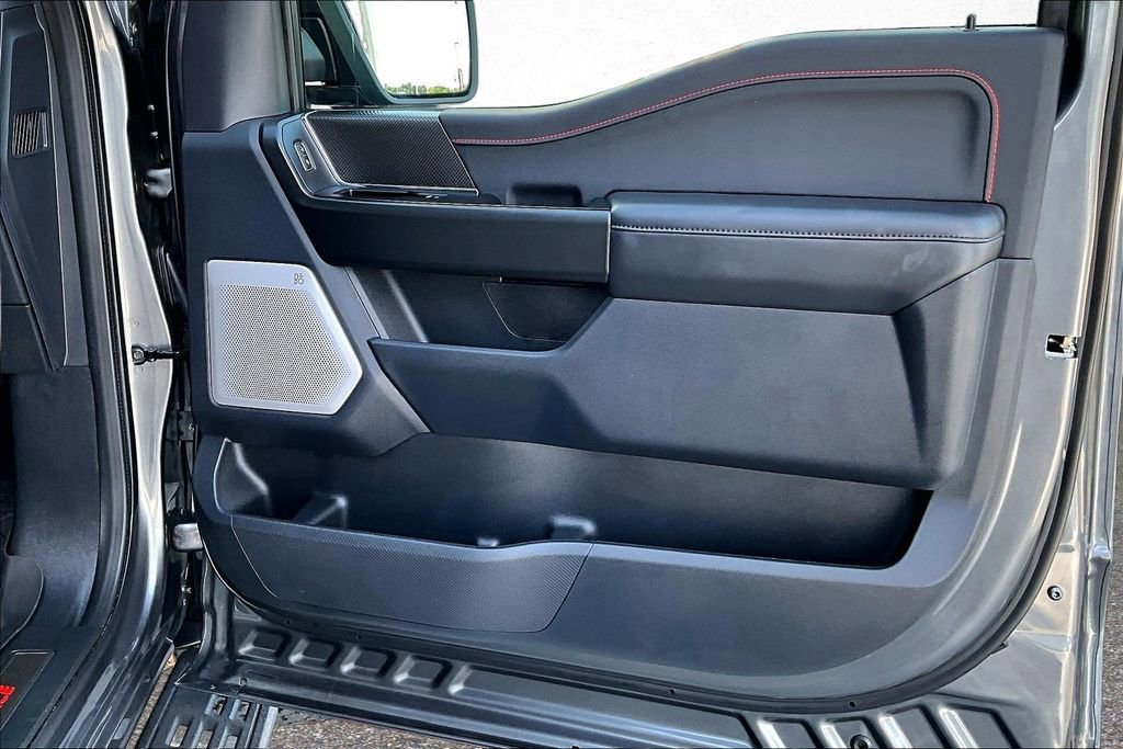Used 2025 Ford F150 Raptor AWD/4WD image 30
