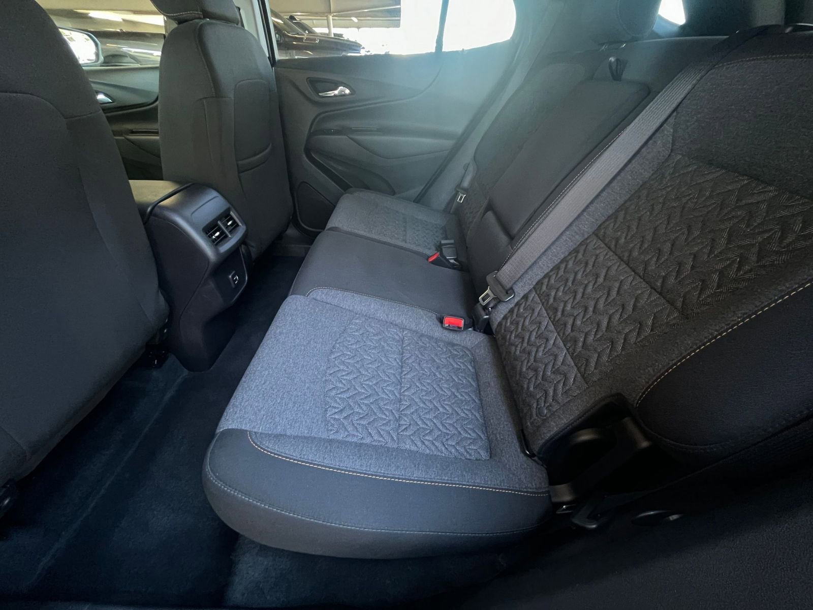 Used 2024 Chevrolet Equinox LT image 25