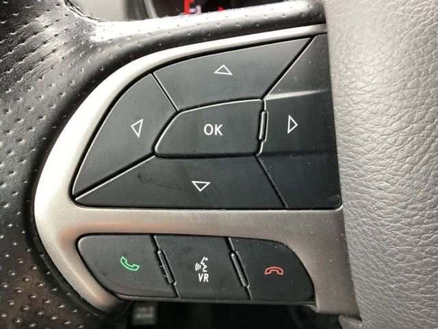 Used 2020 Dodge Durango SXT AWD/4WD image 17
