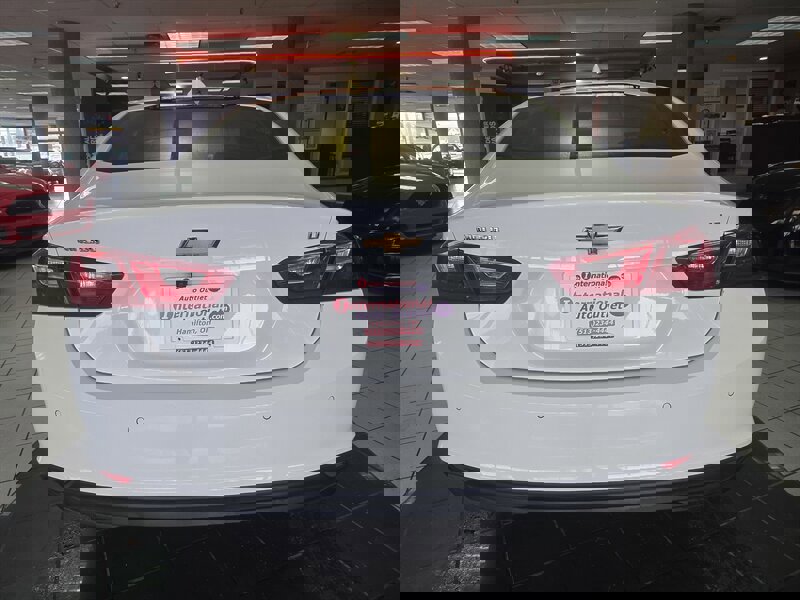 Used 2024 Chevrolet Malibu LT image 5