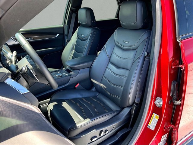 Used 2024 Cadillac XT5 Sportv w/ Platinum Package image 27