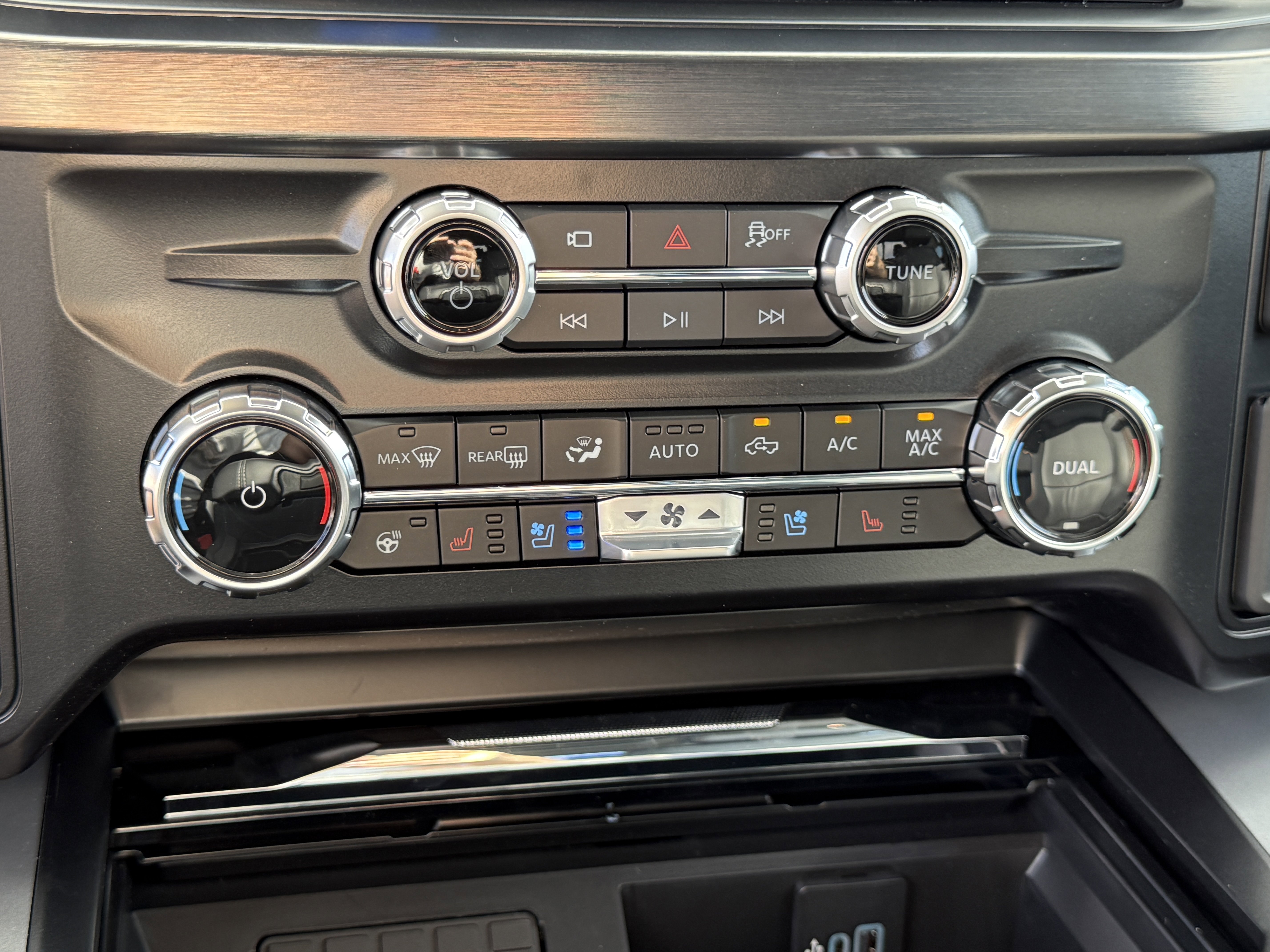 New 2026 Ford F250 Lariat image 24