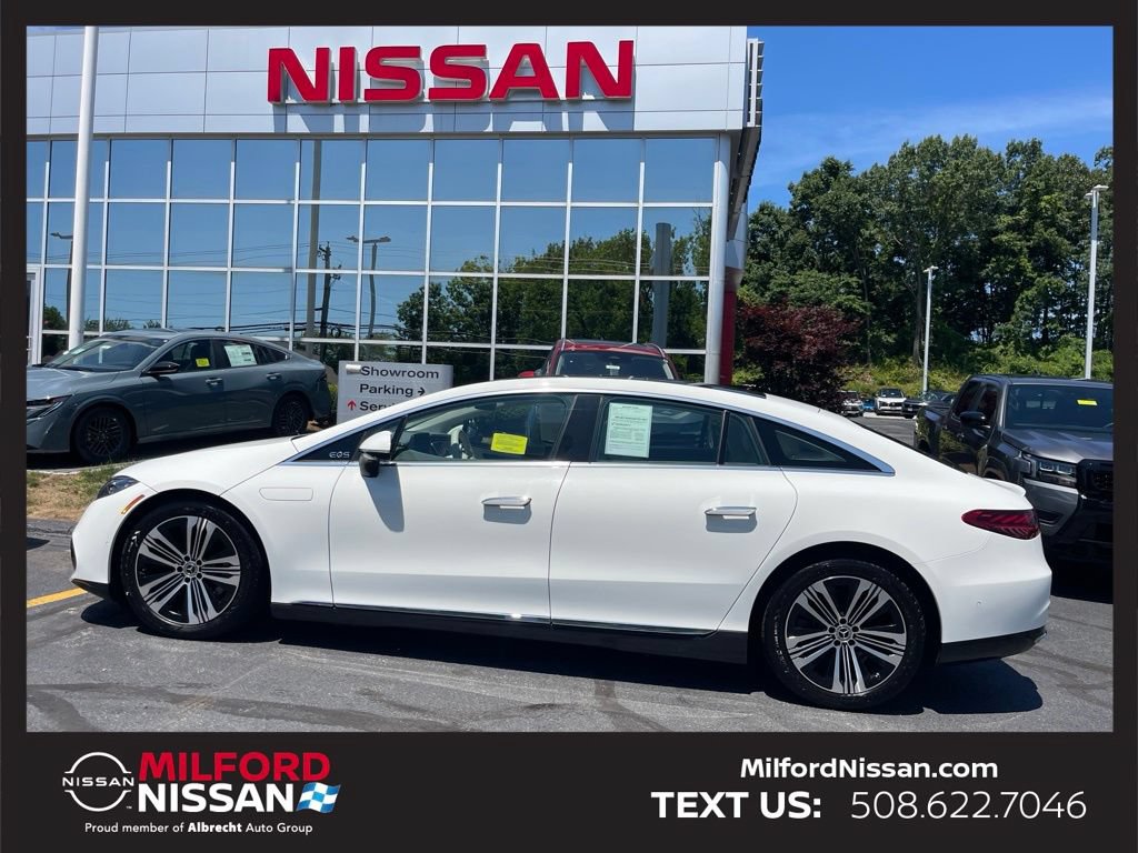 Used 2022 Mercedes-Benz EQS 450+ Sedan image 2