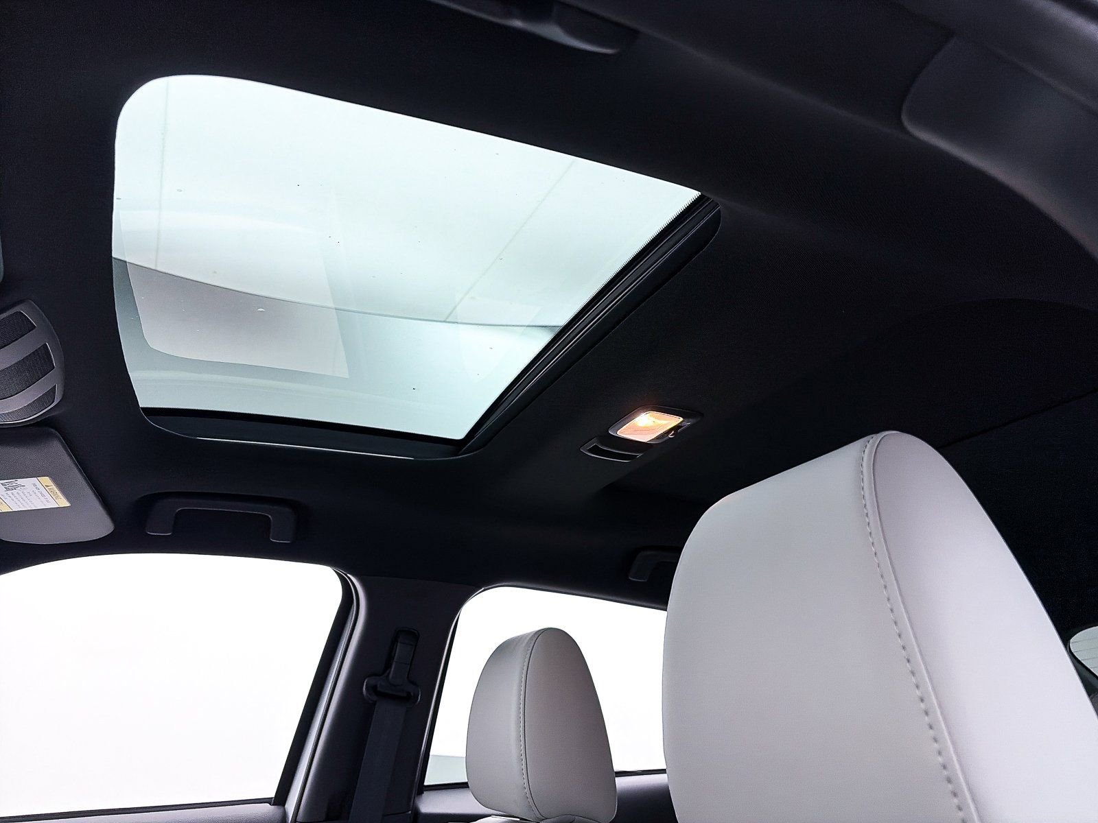 New 2026 Mitsubishi Eclipse Cross SEL image 11