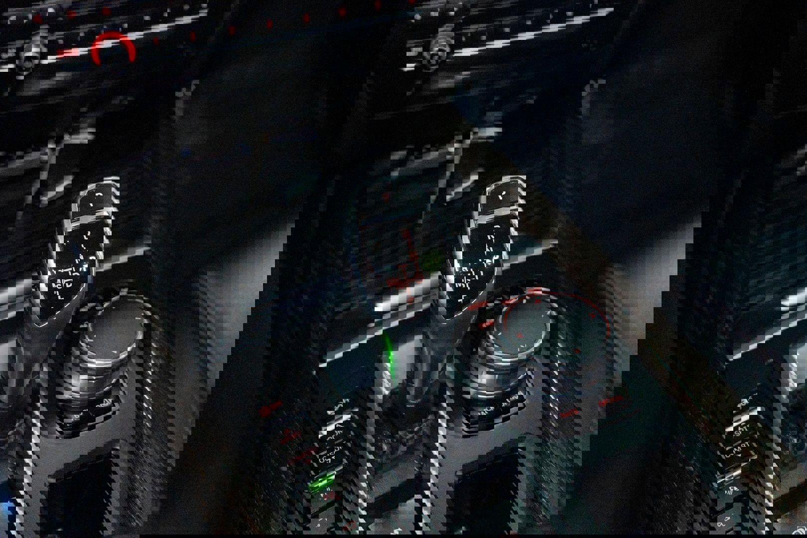 Used 2018 BMW X5 xDrive50i w/ M Sport Package image 56