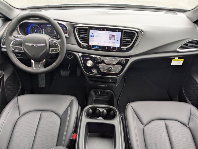 New 2026 Chrysler Voyager LX FWD image 15