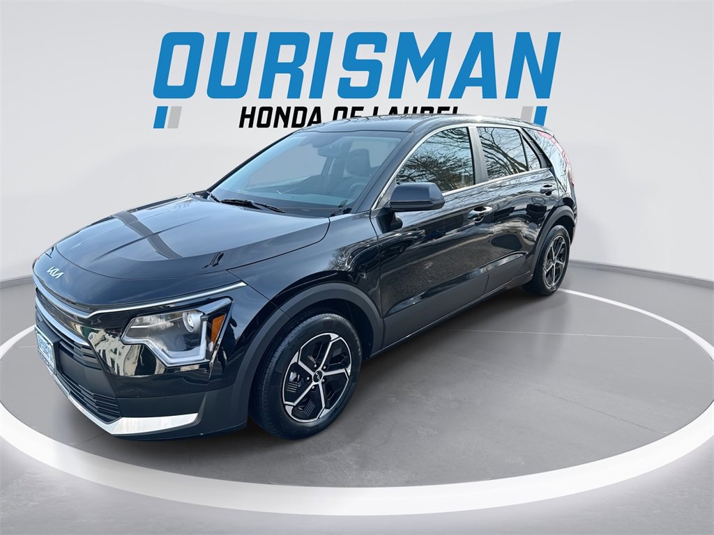 Used 2025 Kia Niro LX image 4