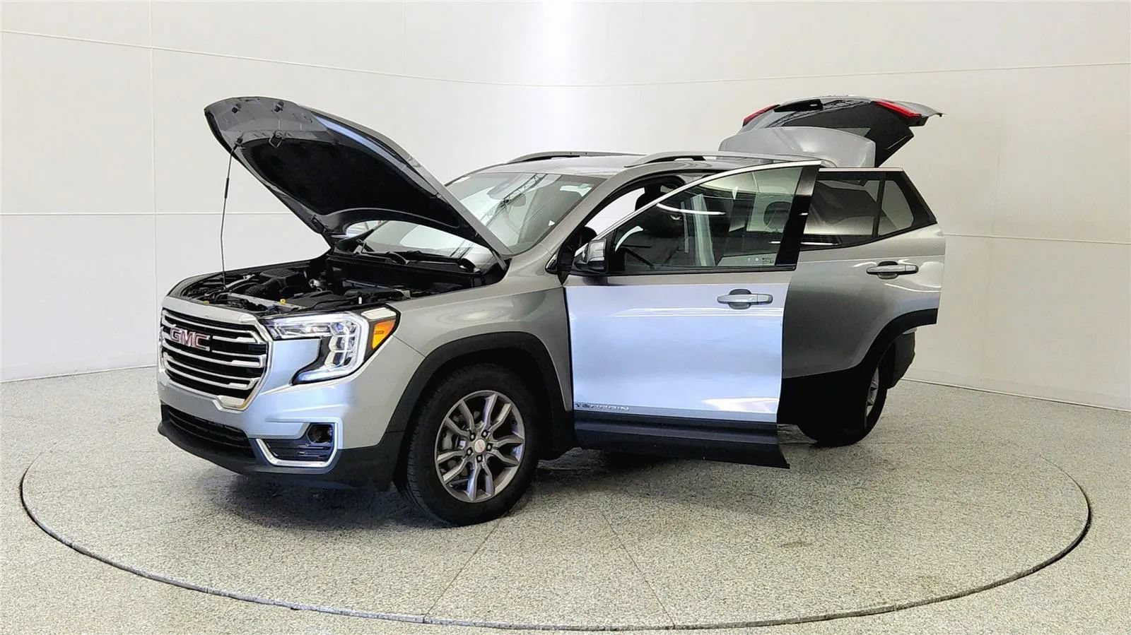 Used 2023 GMC Terrain SLT FWD image 11
