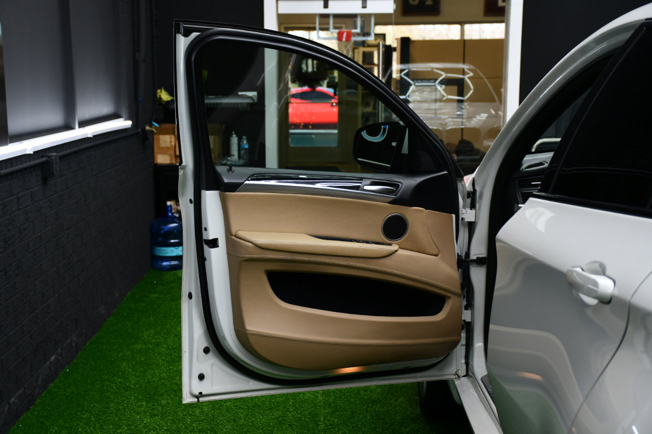 Used 2014 BMW X6 M image 17