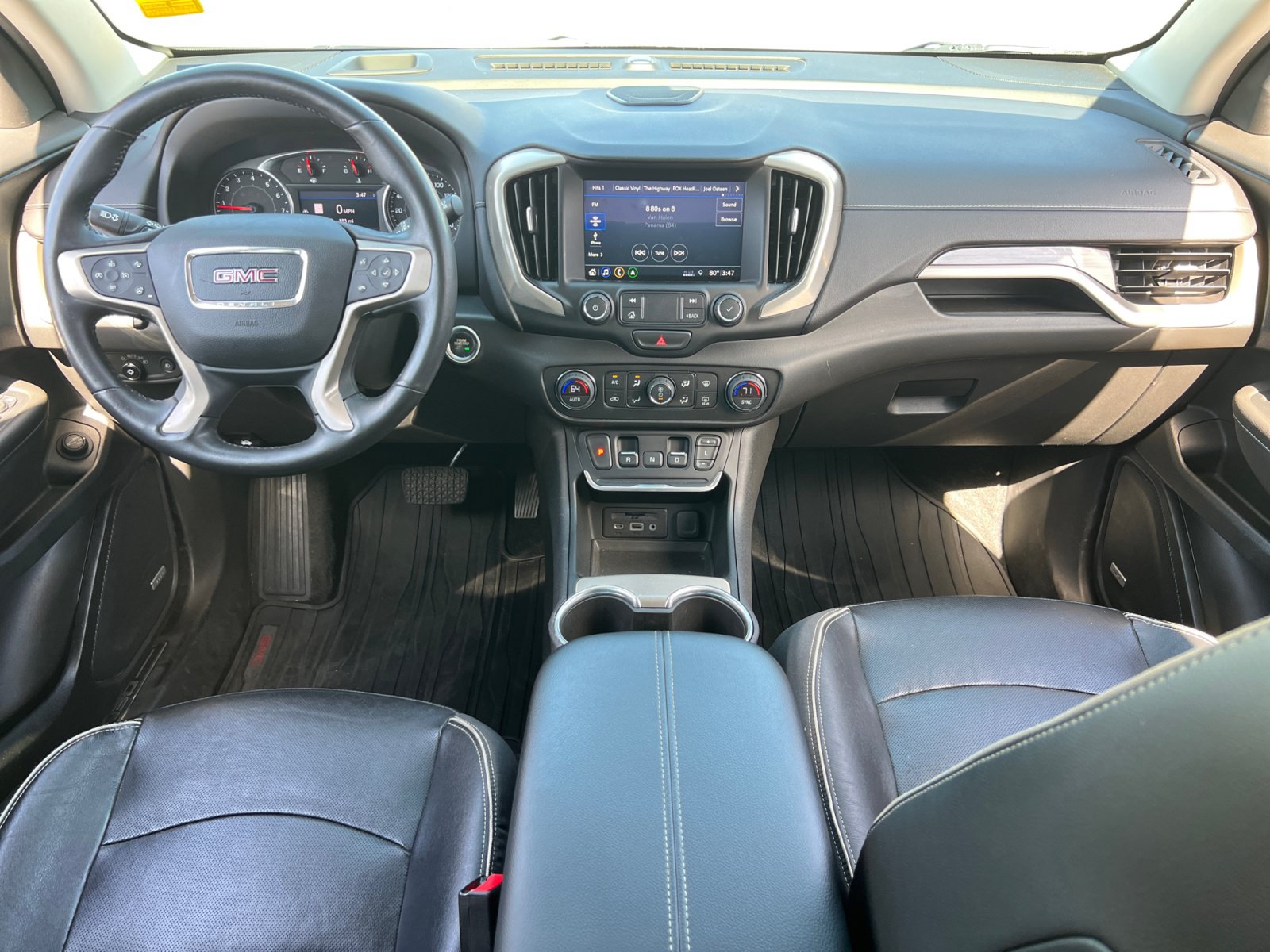 Used 2020 GMC Terrain Denali w/ Denali Premium Package FWD image 20