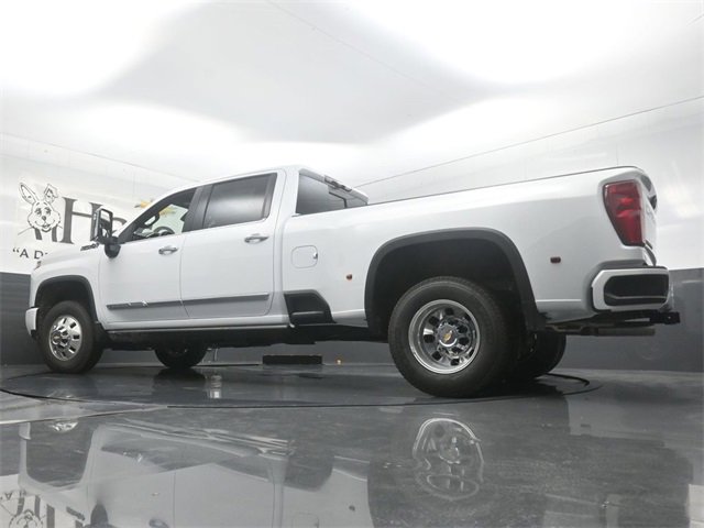 New 2026 Chevrolet Silverado 3500 High Country w/ High Country Premium Package image 5