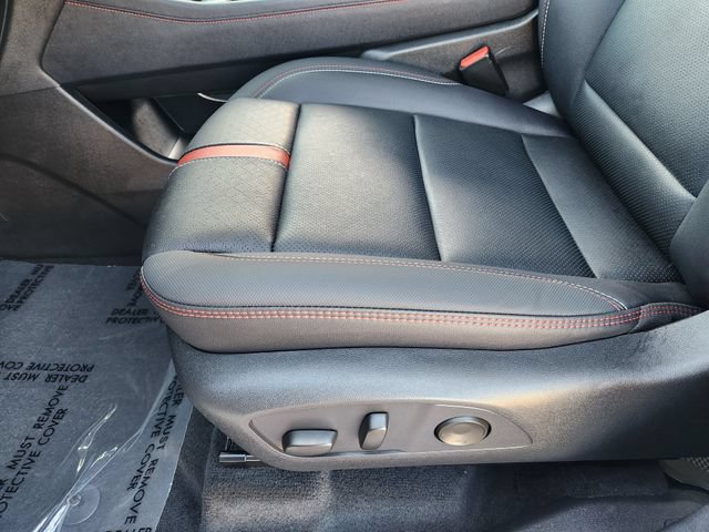 Used 2026 Chevrolet Traverse RS w/ LPO, Floor Liner Package FWD image 27