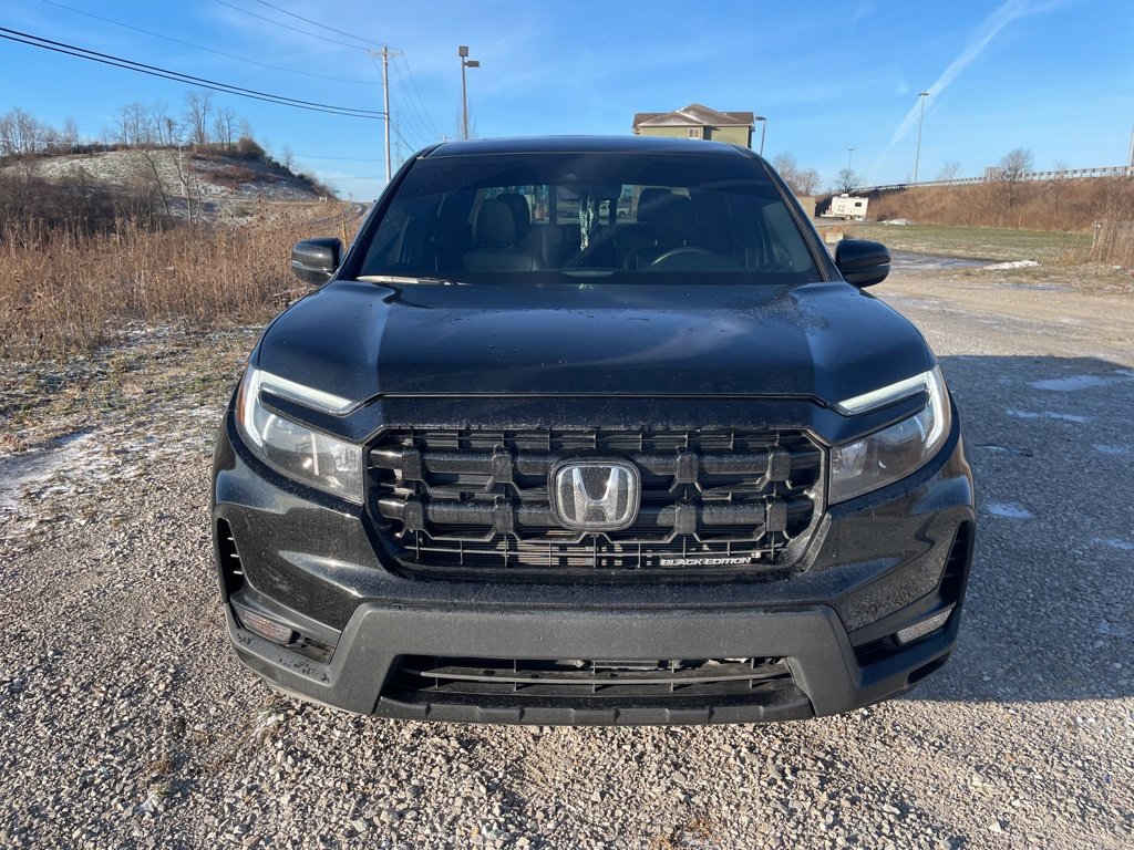 Used 2025 Honda Ridgeline Black Edition image 2