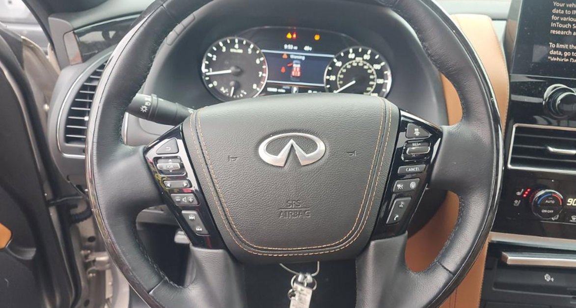 Used 2024 INFINITI QX80 Sensory w/ Cargo Package image 10
