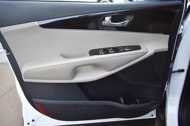 Used 2020 Kia Sorento EX image 18