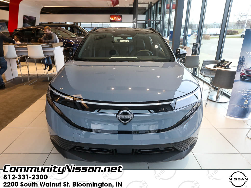 New 2026 Nissan Leaf Platinum+ w/ Cargo Package (Platinum+) FWD image 9