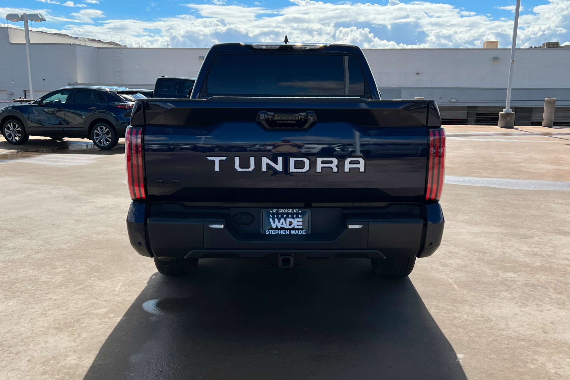 Used 2024 Toyota Tundra Limited AWD/4WD image 5