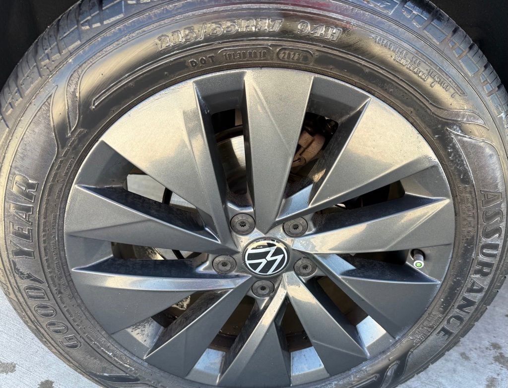 Used 2023 Volkswagen Taos S FWD image 10