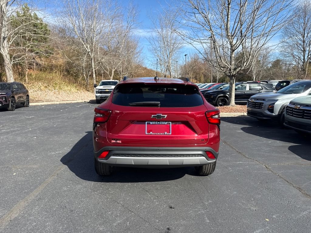 New 2025 Chevrolet Trax LT w/ Driver Confidence Package image 4