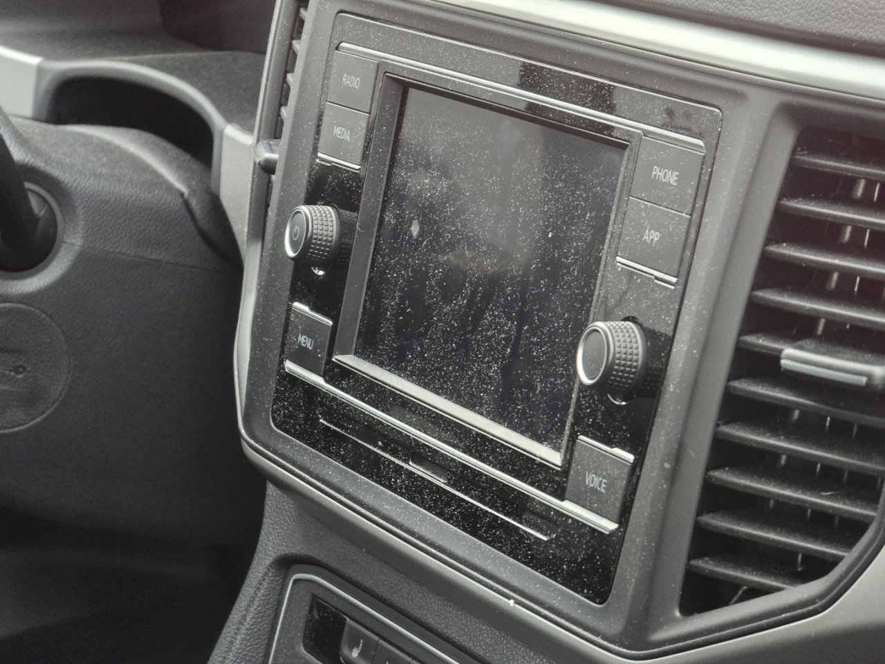 Used 2023 Volkswagen Atlas SE image 17