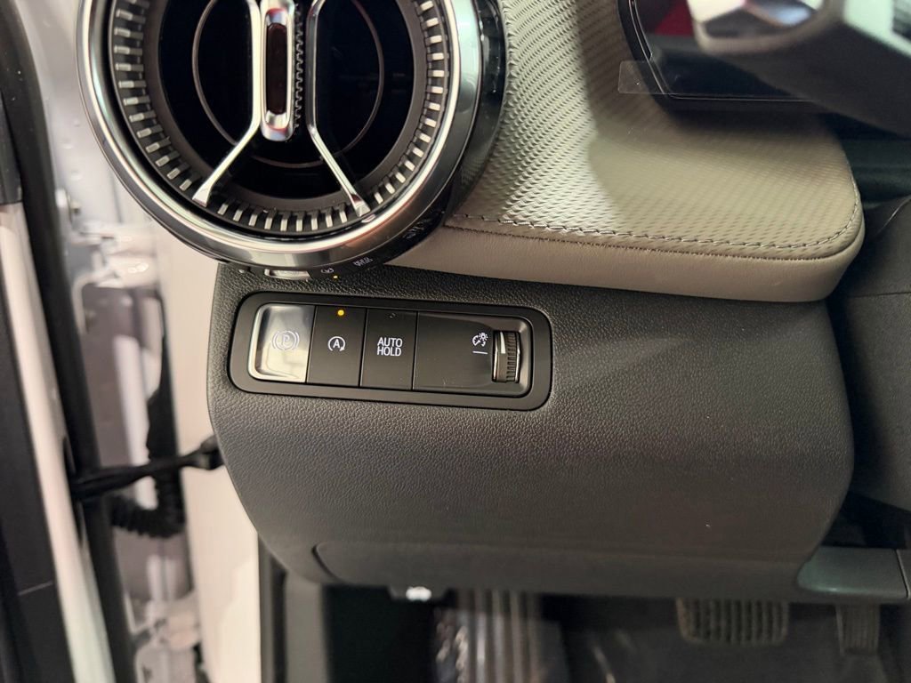 New 2026 Chevrolet Equinox LT FWD image 14