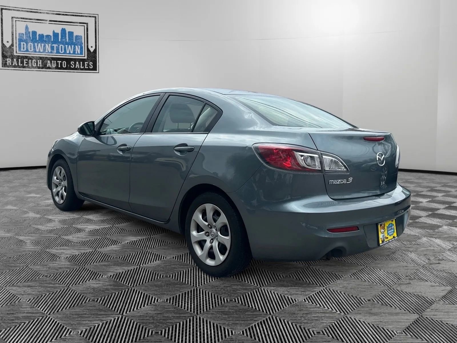 Used 2012 MAZDA MAZDA3 i Sport FWD image 8