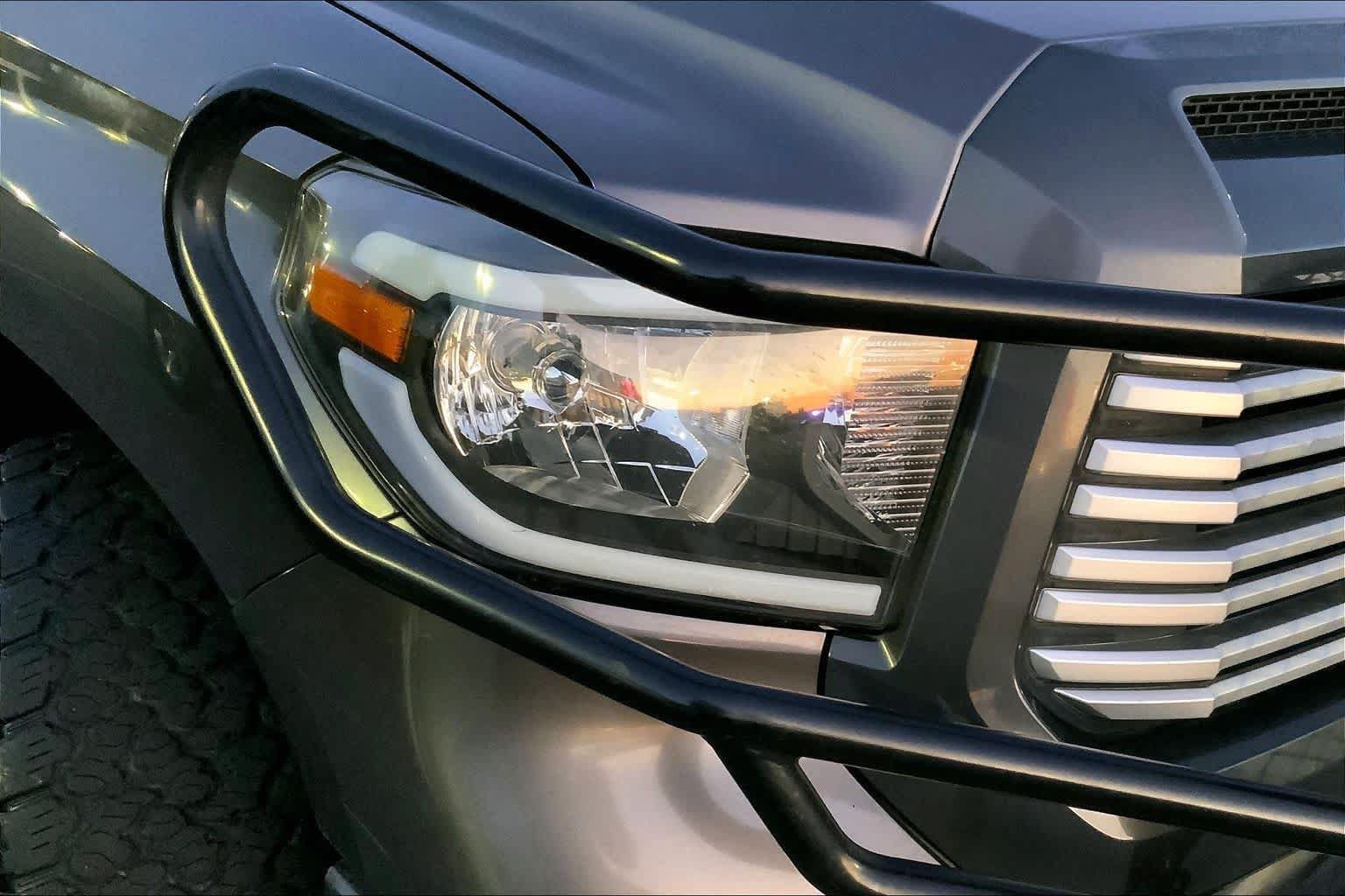 Used 2015 Toyota Tundra Platinum RWD image 23