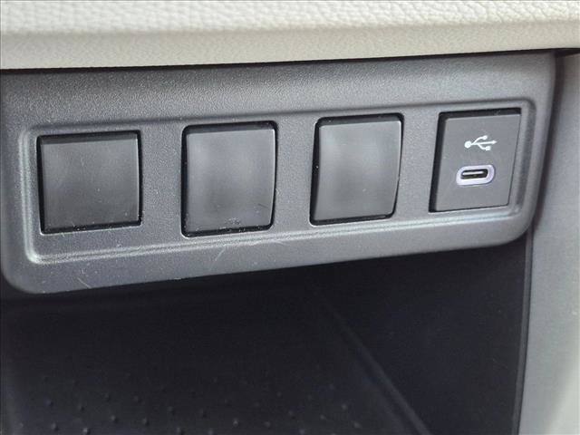 Used 2024 Toyota Corolla Cross L FWD image 14