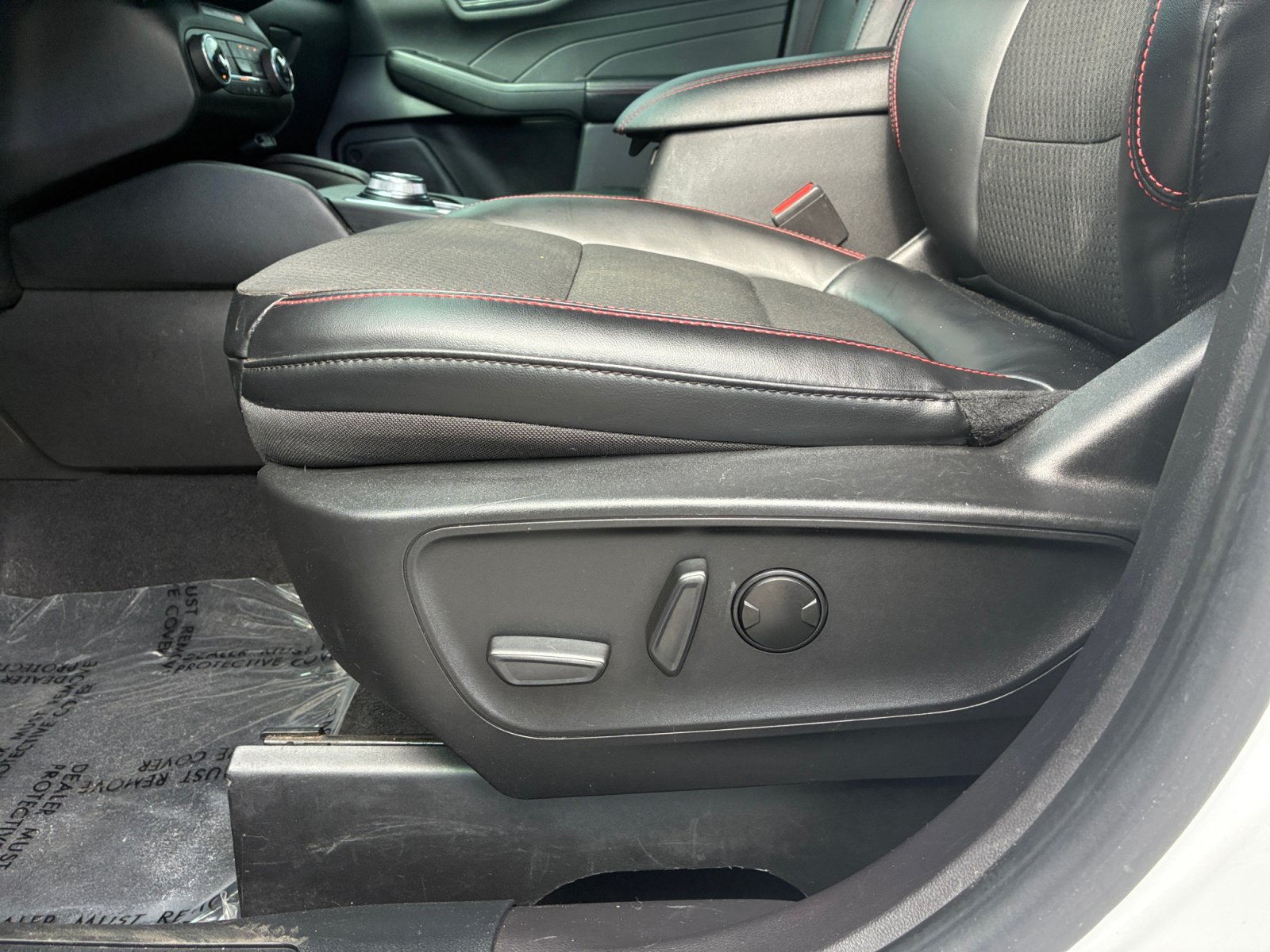 Used 2023 Ford Escape ST-Line AWD/4WD image 14