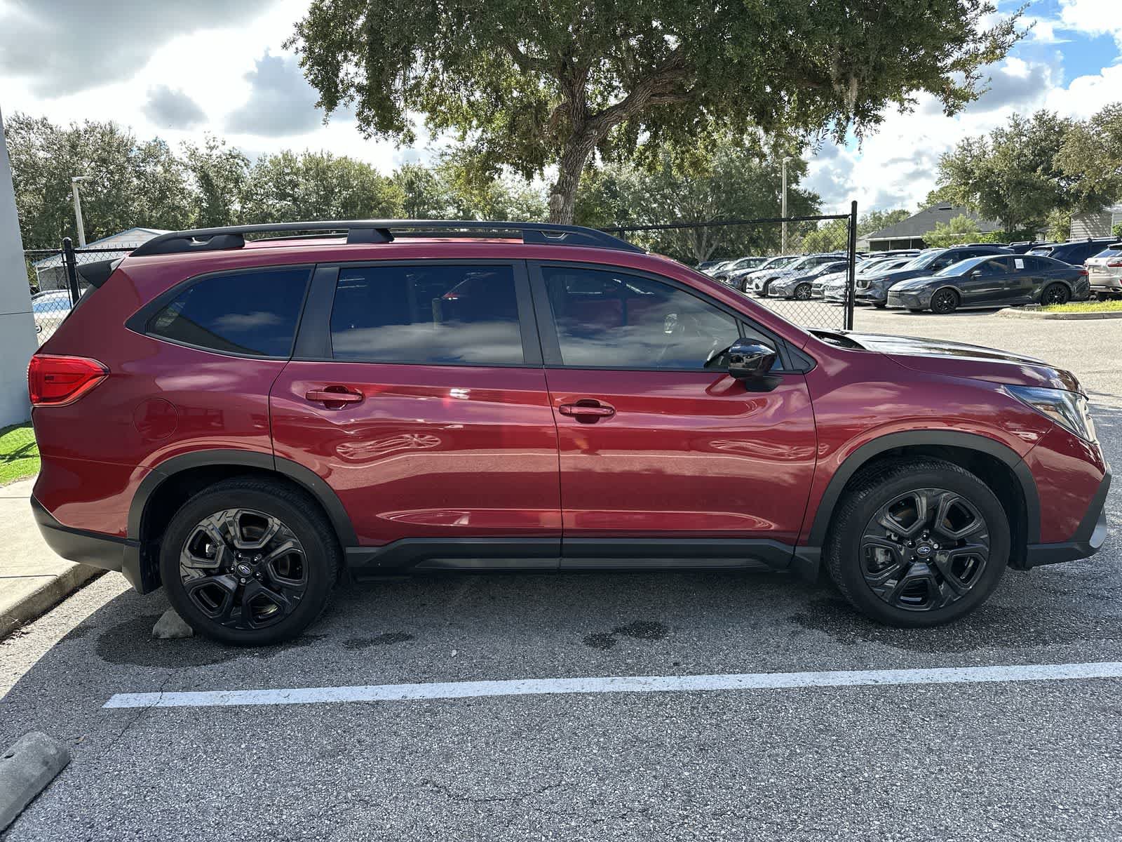 Used 2024 Subaru Ascent Onyx Edition AWD/4WD image 10