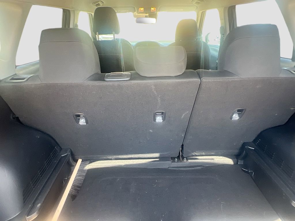 Used 2025 Kia Soul LX w/ LX Technology Package FWD image 25