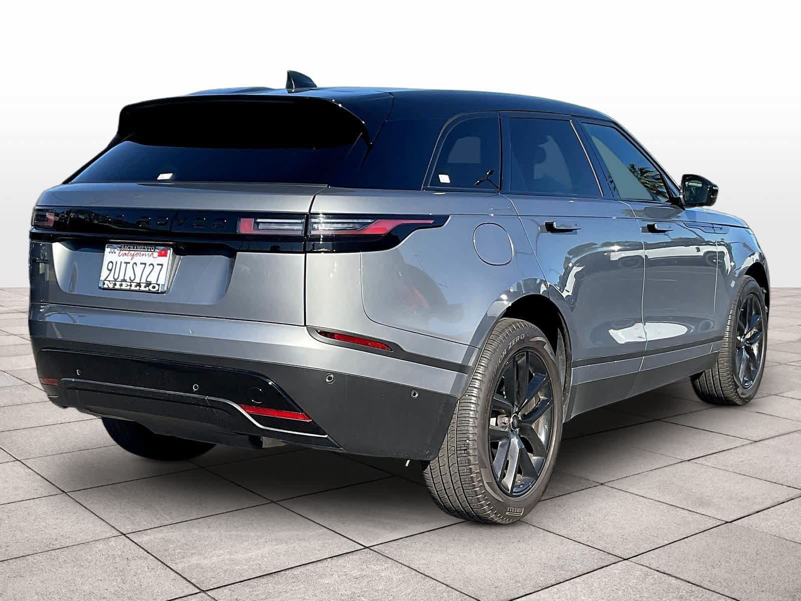 Used 2026 Land Rover Range Rover Velar S AWD/4WD image 14